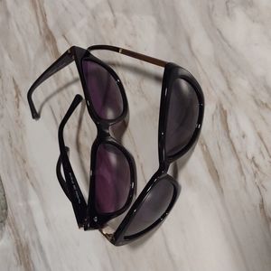 Bundle of 2 Prive Revaux sunglasses